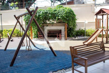 Apartamento à venda com 42m², 2 quartos e sem vaga Apartamento à venda com 42m², 2 quartos e sem vagaÁrea comum - Playground