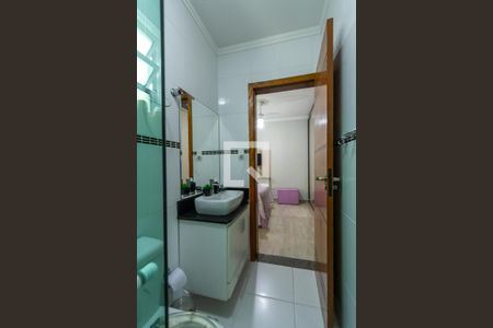 Casa à venda com 221m², 3 quartos e 4 vagasBanheiro da Suíte 1