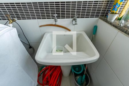 Casa à venda com 221m², 3 quartos e 4 vagasQuintal e Área de Serviço