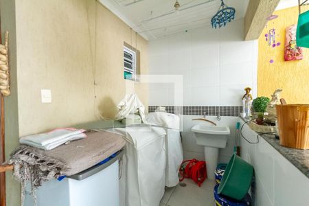 Casa à venda com 221m², 3 quartos e 4 vagasQuintal e Área de Serviço