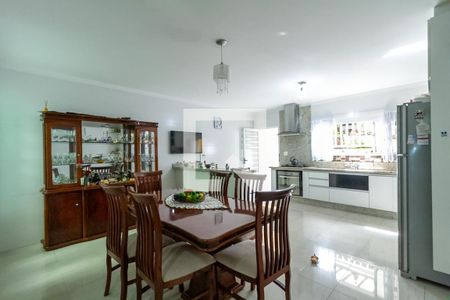 Casa à venda com 221m², 3 quartos e 4 vagasCopa