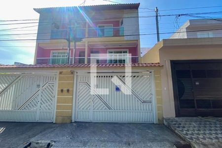 Casa à venda com 221m², 3 quartos e 4 vagasFachada