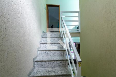 Casa à venda com 221m², 3 quartos e 4 vagasEscada