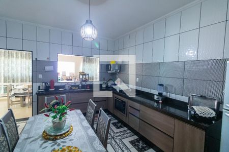Casa para alugar com 80m², 2 quartos e 1 vagaCozinha