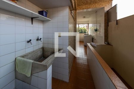 Casa à venda com 429m², 3 quartos e sem vagaÁrea de Serviço