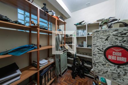 Casa à venda com 429m², 3 quartos e sem vagaQuarto de Serviço