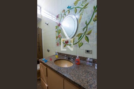 Casa à venda com 429m², 3 quartos e sem vagaBanheiro da Suíte 3