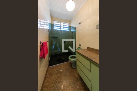 Casa à venda com 429m², 3 quartos e sem vagaBanheiro da Suíte 1