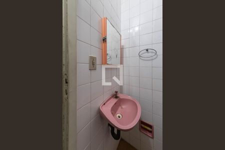 Casa à venda com 429m², 3 quartos e sem vagaBanheiro de Serviço