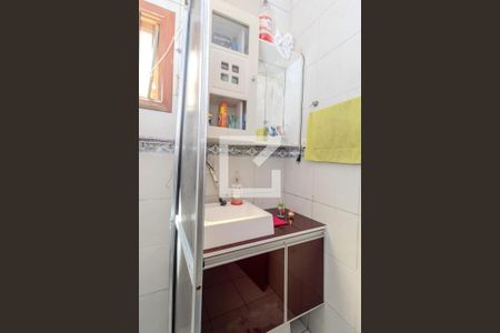 Casa à venda com 70m², 2 quartos e 1 vaga Casa à venda com 70m², 2 quartos e 1 vagaBanheiro