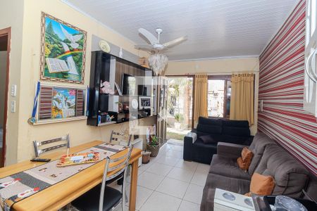 Sala/Cozinha de casa à venda com 2 quartos, 70m² em São José, Canoas