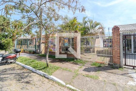 Casa à venda com 70m², 2 quartos e 1 vaga Casa à venda com 70m², 2 quartos e 1 vagaQuintal