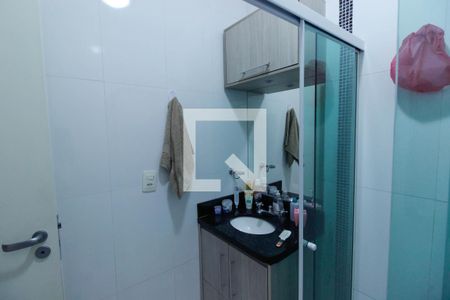 Casa de condomínio à venda com 136m², 3 quartos e 2 vagas Casa de condomínio à venda com 136m², 3 quartos e 2 vagasBanheiro