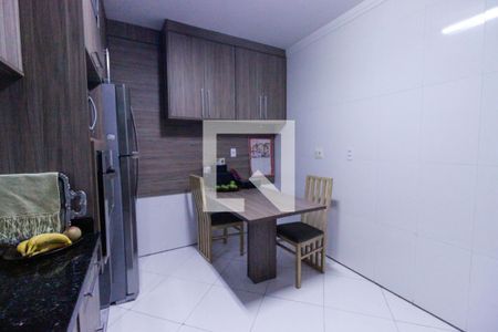 Casa de condomínio à venda com 136m², 3 quartos e 2 vagas Casa de condomínio à venda com 136m², 3 quartos e 2 vagasCozinha