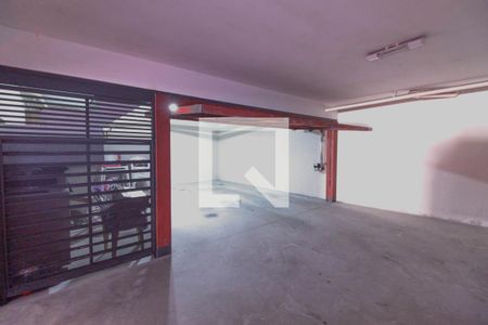 Casa de condomínio à venda com 136m², 3 quartos e 2 vagas Casa de condomínio à venda com 136m², 3 quartos e 2 vagasÁrea externa