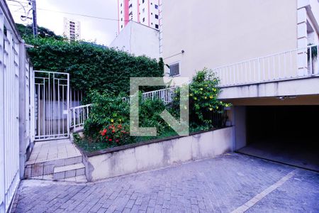 Casa de condomínio à venda com 136m², 3 quartos e 2 vagas Casa de condomínio à venda com 136m², 3 quartos e 2 vagasÁrea externa