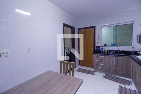 Casa de condomínio à venda com 136m², 3 quartos e 2 vagas Casa de condomínio à venda com 136m², 3 quartos e 2 vagasCozinha