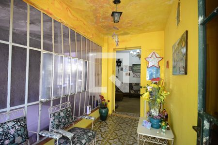 Casa à venda com 200m², 3 quartos e 2 vagasEntrada