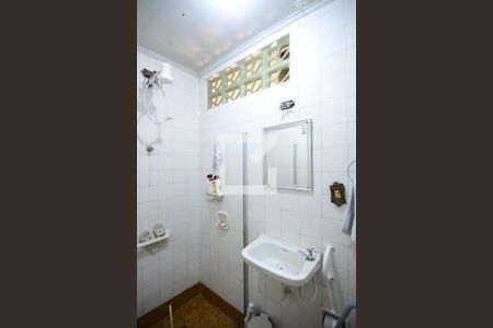 Casa à venda com 200m², 3 quartos e 2 vagasSuíte