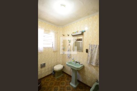 Casa à venda com 200m², 3 quartos e 2 vagasBanheiro