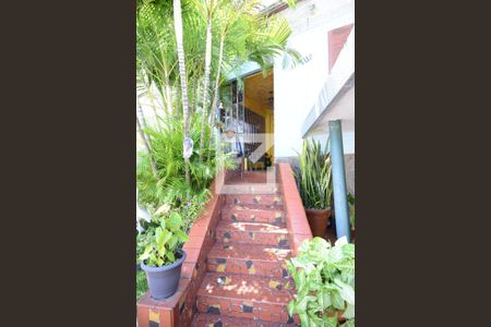 Casa à venda com 200m², 3 quartos e 2 vagasEntrada