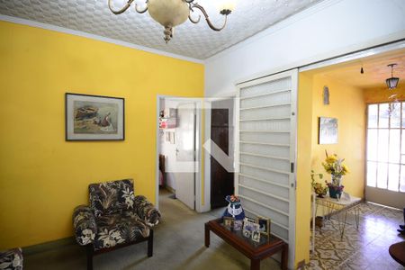 Casa à venda com 200m², 3 quartos e 2 vagasSala