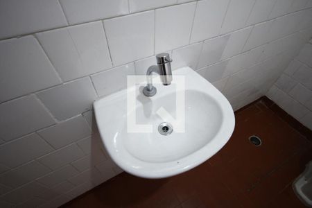 Casa à venda com 200m², 3 quartos e 2 vagasBanheiro Casa2