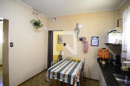 Casa à venda com 200m², 3 quartos e 2 vagasCozinha