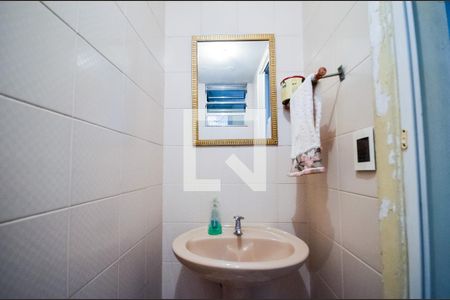 Casa à venda com 215m², 3 quartos e sem vaga Casa à venda com 215m², 3 quartos e sem vagaBanheiro 1