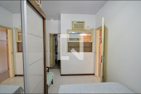Casa à venda com 215m², 3 quartos e sem vaga Casa à venda com 215m², 3 quartos e sem vagaSuíte 1