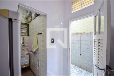 Casa à venda com 215m², 3 quartos e sem vaga Casa à venda com 215m², 3 quartos e sem vagaQuarto de Serviço