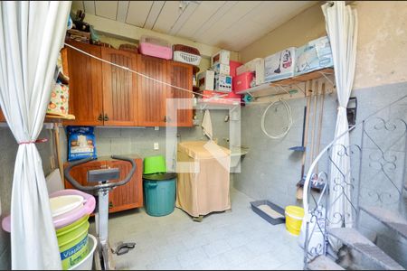 Casa à venda com 215m², 3 quartos e sem vaga Casa à venda com 215m², 3 quartos e sem vagaÁrea de Serviço