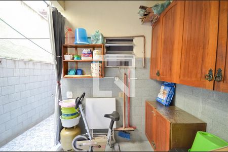 Casa à venda com 215m², 3 quartos e sem vaga Casa à venda com 215m², 3 quartos e sem vagaÁrea de Serviço