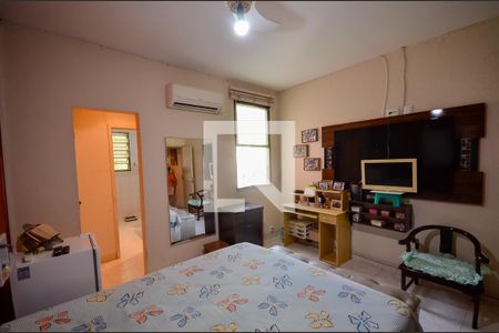 Casa à venda com 215m², 3 quartos e sem vaga Casa à venda com 215m², 3 quartos e sem vagaSuíte 2