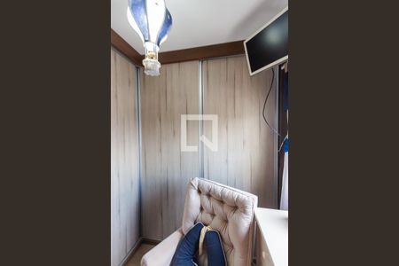 Apartamento à venda com 77m², 2 quartos e 2 vagas Apartamento à venda com 77m², 2 quartos e 2 vagasArmário