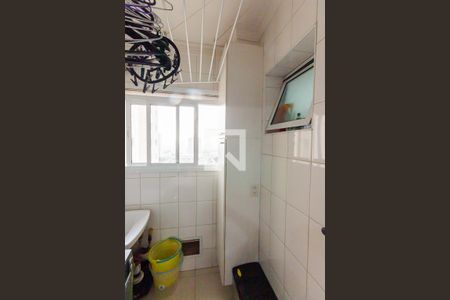 Apartamento à venda com 77m², 2 quartos e 2 vagas Apartamento à venda com 77m², 2 quartos e 2 vagasÁrea de Serviço