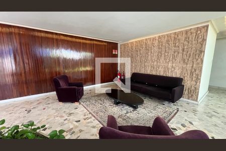 Apartamento para alugar com 100m², 2 quartos e 1 vaga Apartamento para alugar com 100m², 2 quartos e 1 vagaHall de entrada