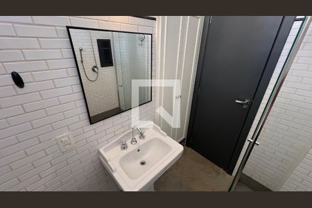 Apartamento para alugar com 100m², 2 quartos e 1 vaga Apartamento para alugar com 100m², 2 quartos e 1 vagaBanheiro da Suíte