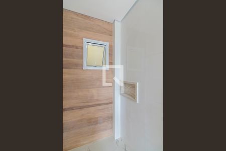 Banheiro da Suite de apartamento à venda com 2 quartos, 52m² em Vila Curuçá, Santo André
