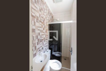 Apartamento à venda com 77m², 2 quartos e sem vagaBanheiro 