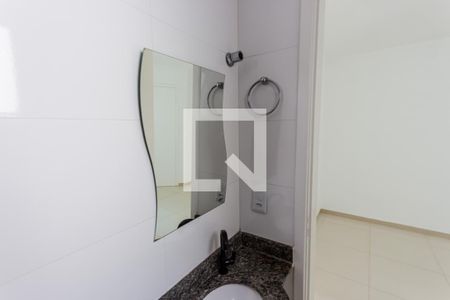 Apartamento à venda com 76m², 2 quartos e 1 vagaEspelho