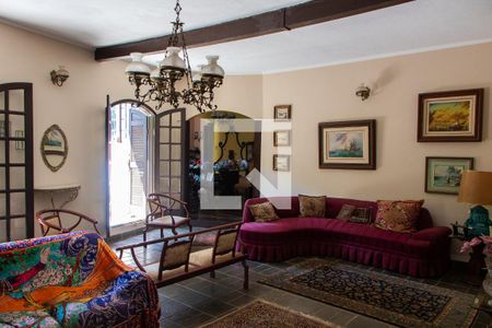 SALA DE ESTAR de casa à venda com 3 quartos, 600m² em Arruamento Fain José Feres, Campinas