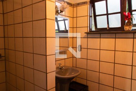 Casa à venda com 600m², 3 quartos e 3 vagasBANHEIRO DA SUITE 2