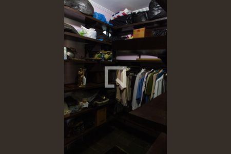 Casa à venda com 600m², 3 quartos e 3 vagasCLOSET DA SUITE 3