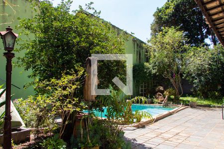 Casa à venda com 600m², 3 quartos e 3 vagasÁREA EXTERNA PISCINA