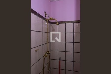 Casa à venda com 600m², 3 quartos e 3 vagasBANHEIRO DA SUITE 3