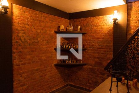 Casa à venda com 600m², 3 quartos e 3 vagasÁDEGA