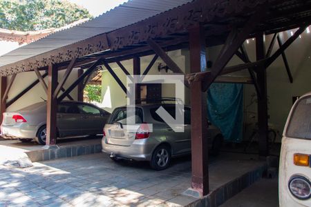 Casa à venda com 600m², 3 quartos e 3 vagasGARAGEM