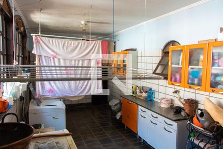 Casa à venda com 600m², 3 quartos e 3 vagasÁREA DE SERVIÇO