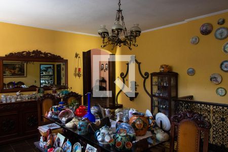 Casa à venda com 600m², 3 quartos e 3 vagasSALA DE JANTAR